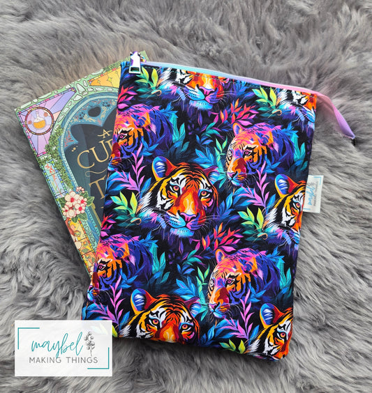 Large Book Sleeve top zip - Tigers - (In Stock)