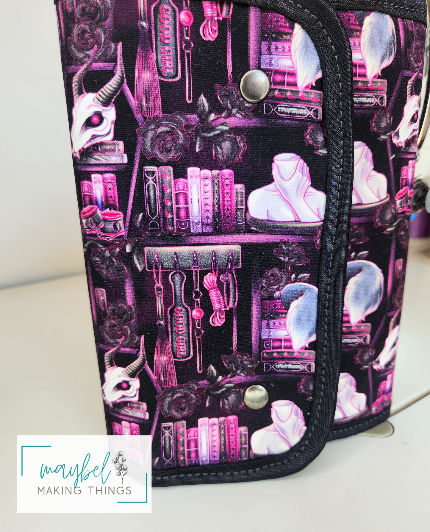 Maybel After Dark Range - The Kindle Reading Wrap - Pink Kink Bookshelf