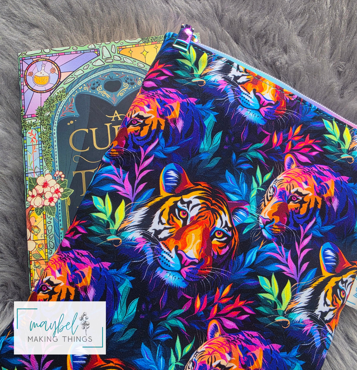 Large Book Sleeve top zip - Tigers - (In Stock)